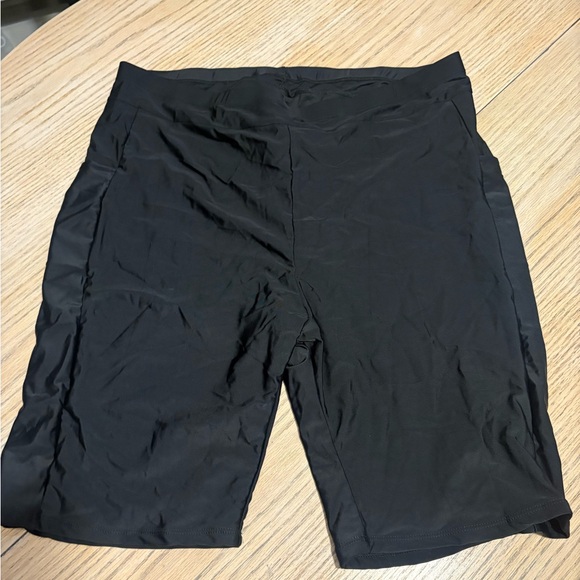 #192 BloomChic Women's Classic Black Swim Bike Shorts - Picture 5 of 7